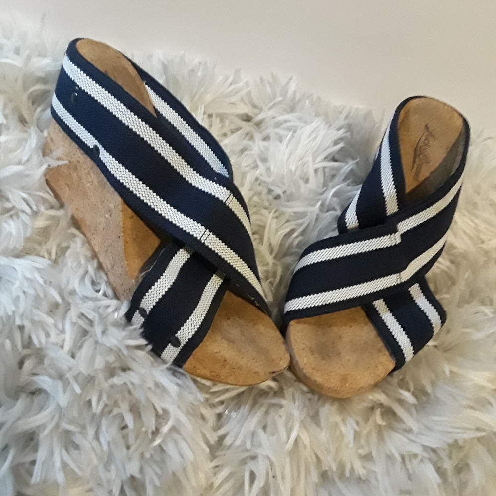 Lucky brand platform sandals Sz 7.5